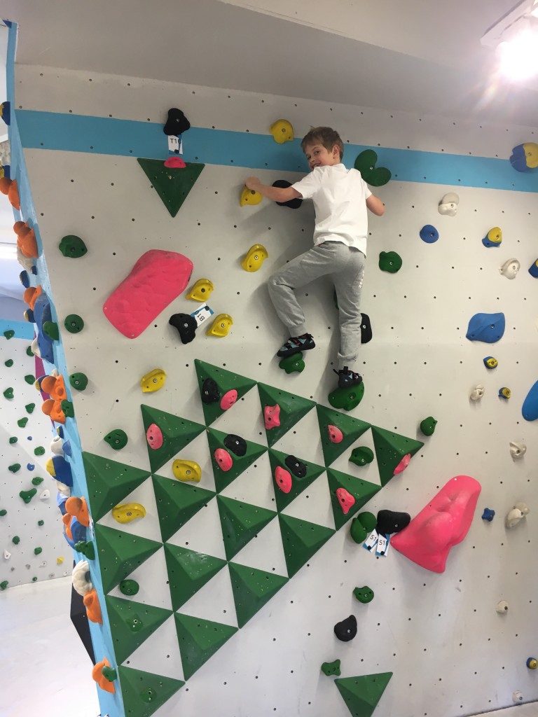 20161030_112304651_ios