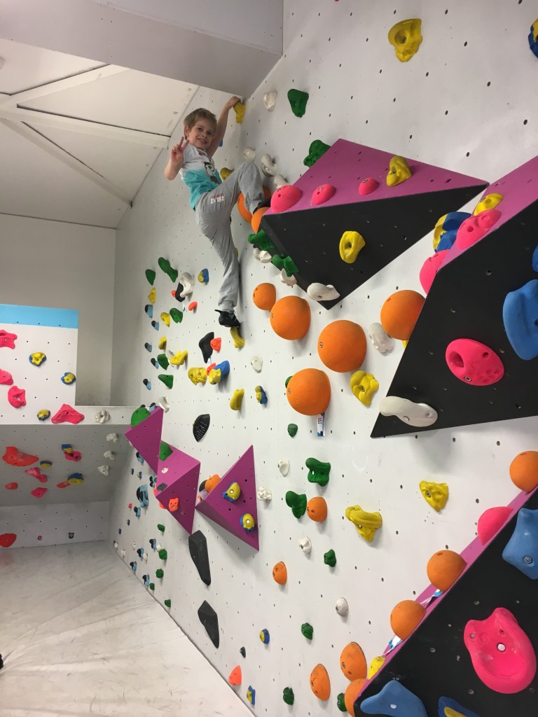 20161105_151011746_ios